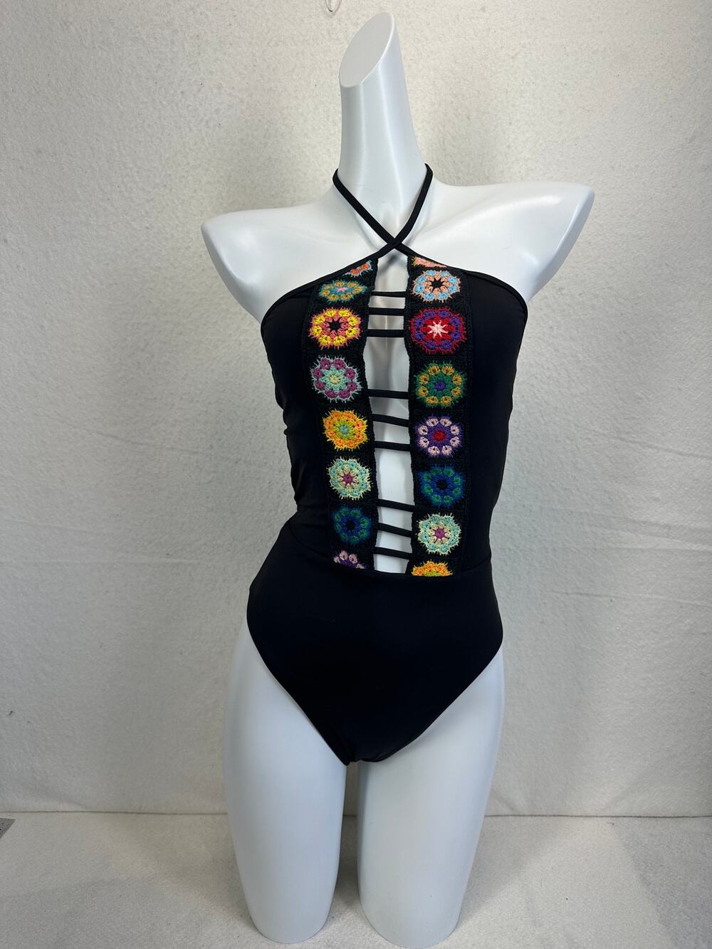 Isabella Rose 1969 Maillot Halter One-Piece Swimsuit Black SZ M Boho Crochet